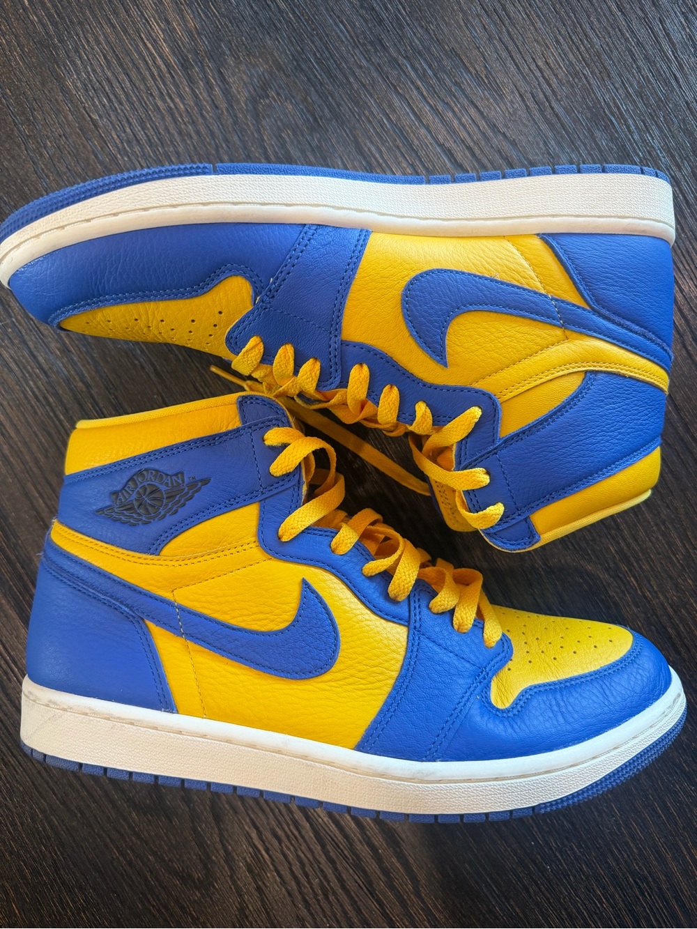 Jordan 1 Retro High OG 'Reverse Laney' Blue Yellow women’s size 11
